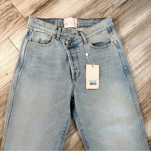 NWT Revice Denim - 90’s Baby / Joey Wash - Picture 3 of 7